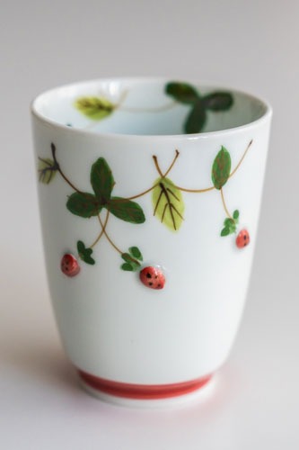 하사미소 수공예 백자 도자기 입체 딸기 찻잔 컵